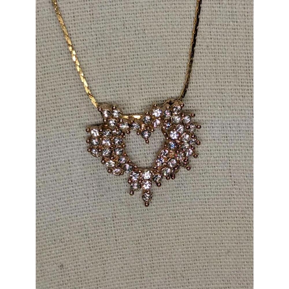 Vintage Crystal Rhinestone Heart Pendant Necklace Goldtlone Fashion Jewelry